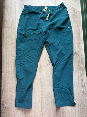 Women’s Yola scrub pants